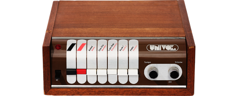 UNIVOX - JR-5-768x310-Photoroom (2)