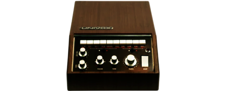 Univox-SR-55-768x310-Photoroom
