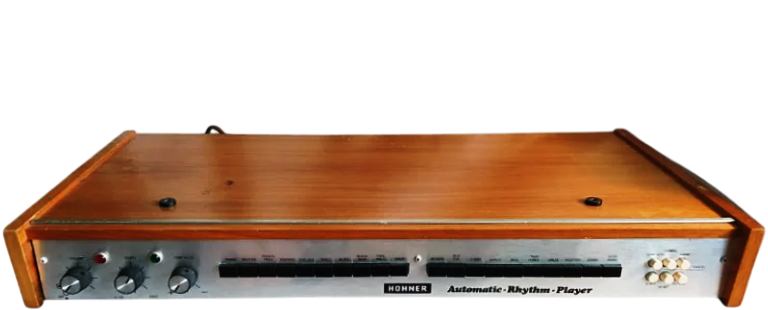 hohner-automatic-rhythm-768x310-Photoroom